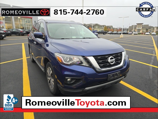 2017 Nissan Pathfinder SL