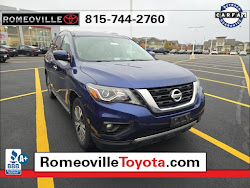 2017 Nissan Pathfinder SL