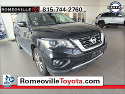 2017 Nissan Pathfinder SL