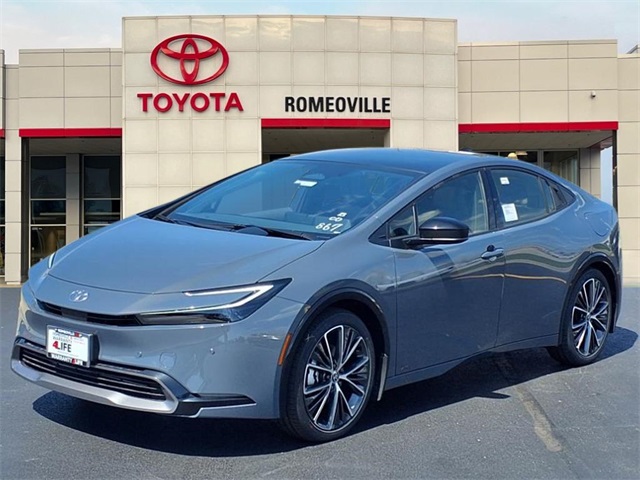 2025 Toyota Prius XLE