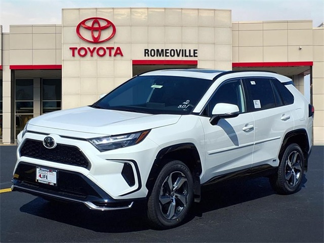 2025 Toyota RAV4 Plug-In Hybrid SE