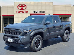 2025 Toyota Tacoma Hybrid TRD Off Road