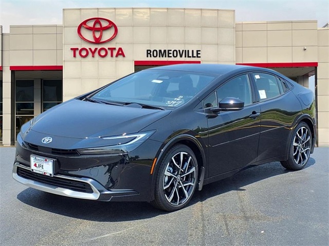 2025 Toyota Prius Plug-in 