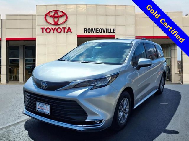 2023 Toyota Sienna XLE