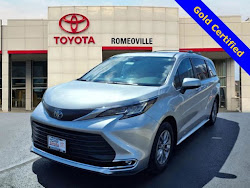 2023 Toyota Sienna XLE