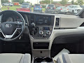 2017 Toyota Sienna LE