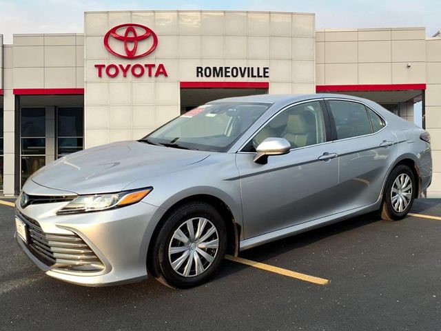 2023 Toyota Camry Hybrid LE