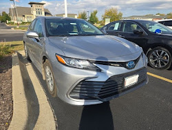 2023 Toyota Camry Hybrid LE