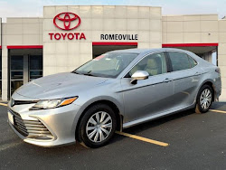 2023 Toyota Camry Hybrid LE