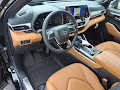 2025 Toyota Highlander Platinum