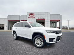 2023 Jeep Grand Cherokee L Laredo