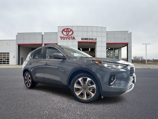 2023 Ford Escape Hybrid Platinum