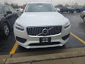 2020 Volvo XC90 T6 Momentum