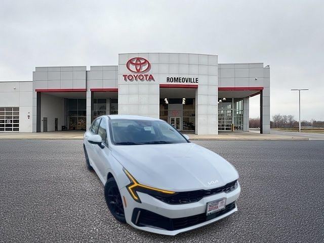 2025 Kia K5 LXS