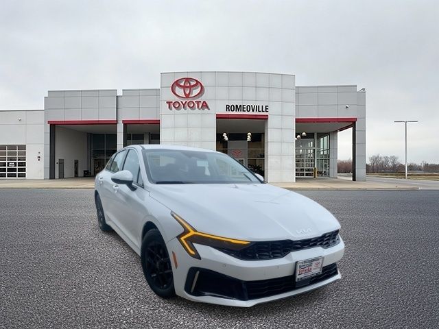 2025 Kia K5 LXS