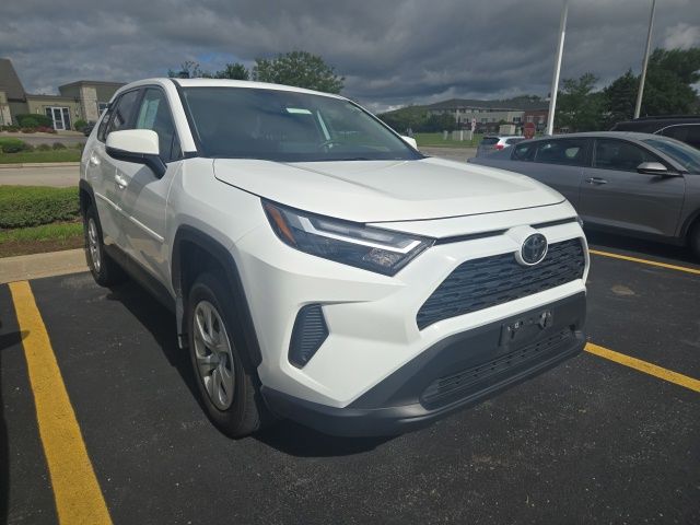 2024 Toyota RAV4 LE