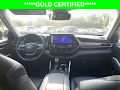 2024 Toyota Highlander Hybrid XLE