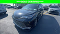 2025 Toyota Sienna Platinum