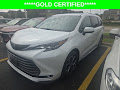2025 Toyota Sienna Platinum