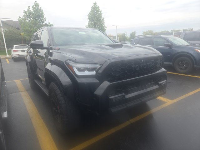 2025 Toyota 4Runner i-FORCE MAX Hybrid TRD Pro