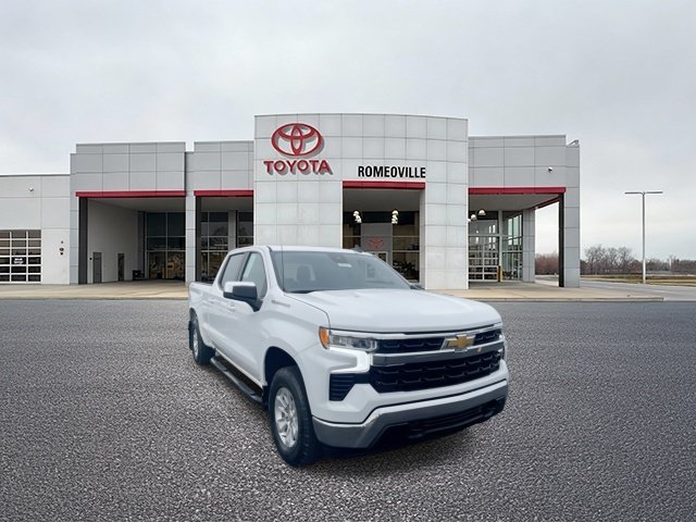 2024 Chevrolet Silverado 1500 LT
